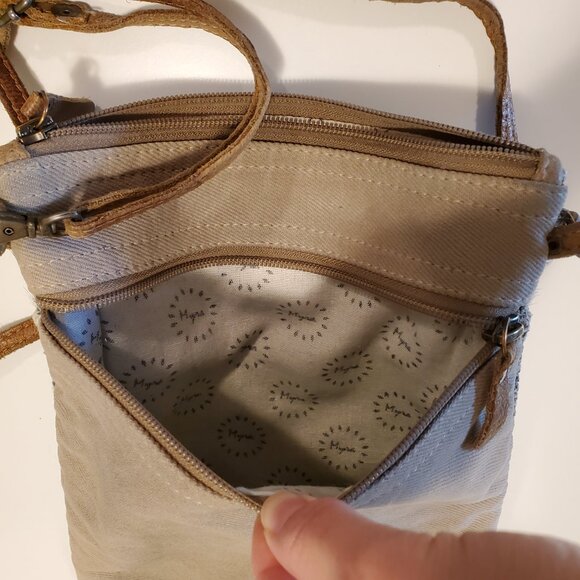 Myra Bag - Cross-Body Style - Picture 5 of 9